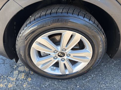 Used 2018 Kia Sportage LX AWD/4WD image 33