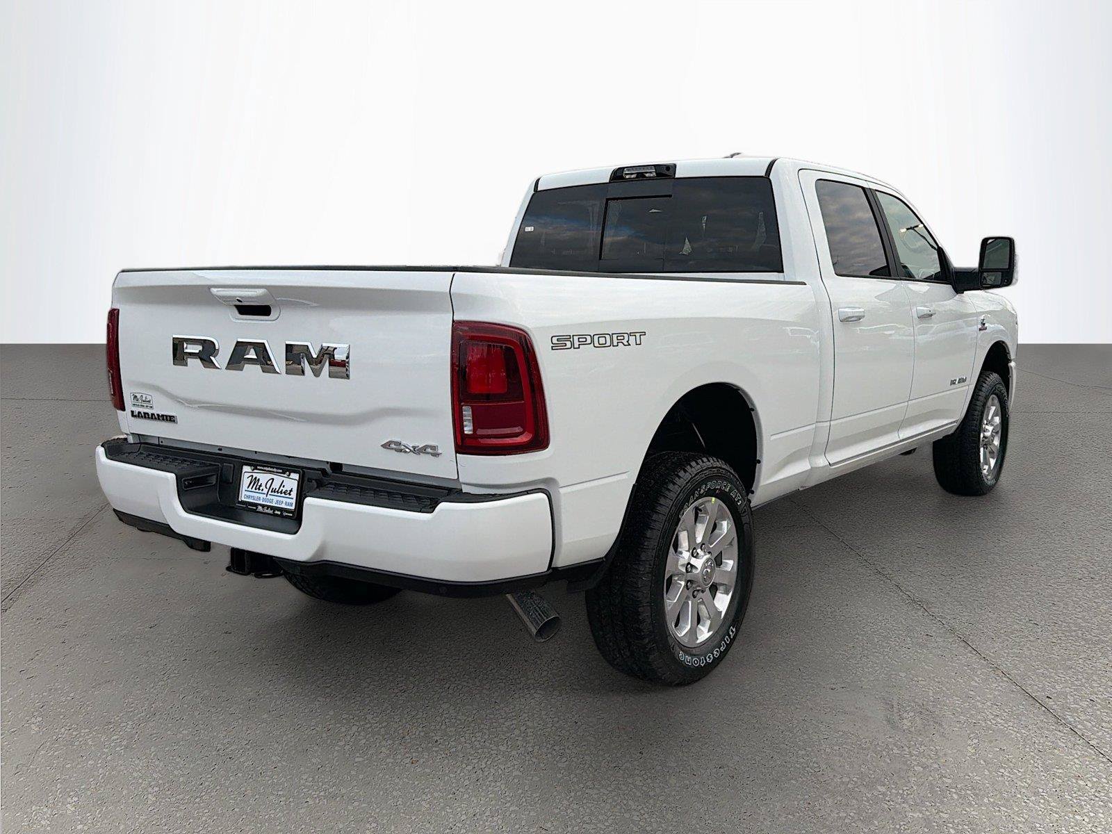 New 2026 RAM 2500 Laramie AWD/4WD image 4