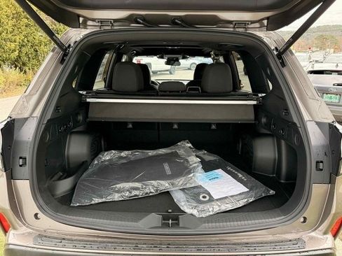 New 2025 Subaru Forester Premium image 7