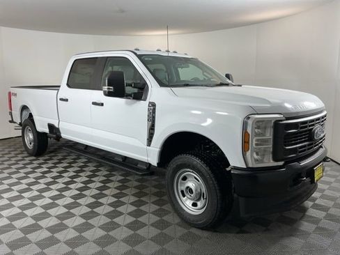 New 2026 Ford F350 XL w/ XL Driver Assist Package AWD/4WD image 3