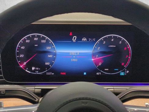 Used 2025 Mercedes-Benz GLS 450 4MATIC image 11