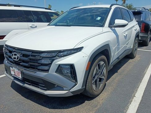 Used 2025 Hyundai Tucson SEL FWD image 1