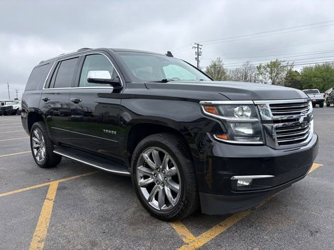 Used 2017 Chevrolet Tahoe Premier AWD/4WD image 4