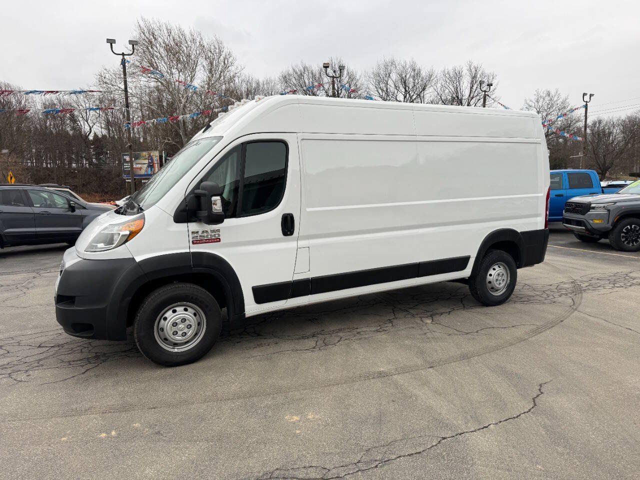 Used 2022 RAM ProMaster 2500 FWD image 6
