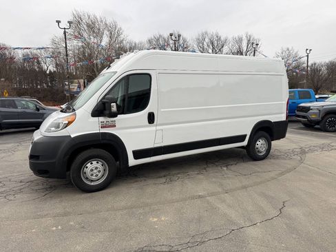 Used 2022 RAM ProMaster 2500 FWD image 6