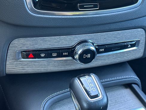 Certified 2022 Volvo XC90 T6 Inscription image 26