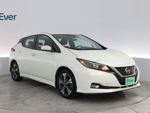 Used 2020 Nissan Leaf SV Plus image 4
