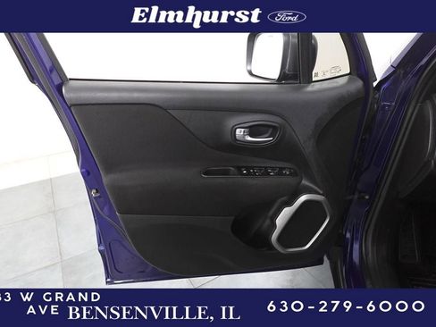 Used 2021 Jeep Renegade Latitude image 7