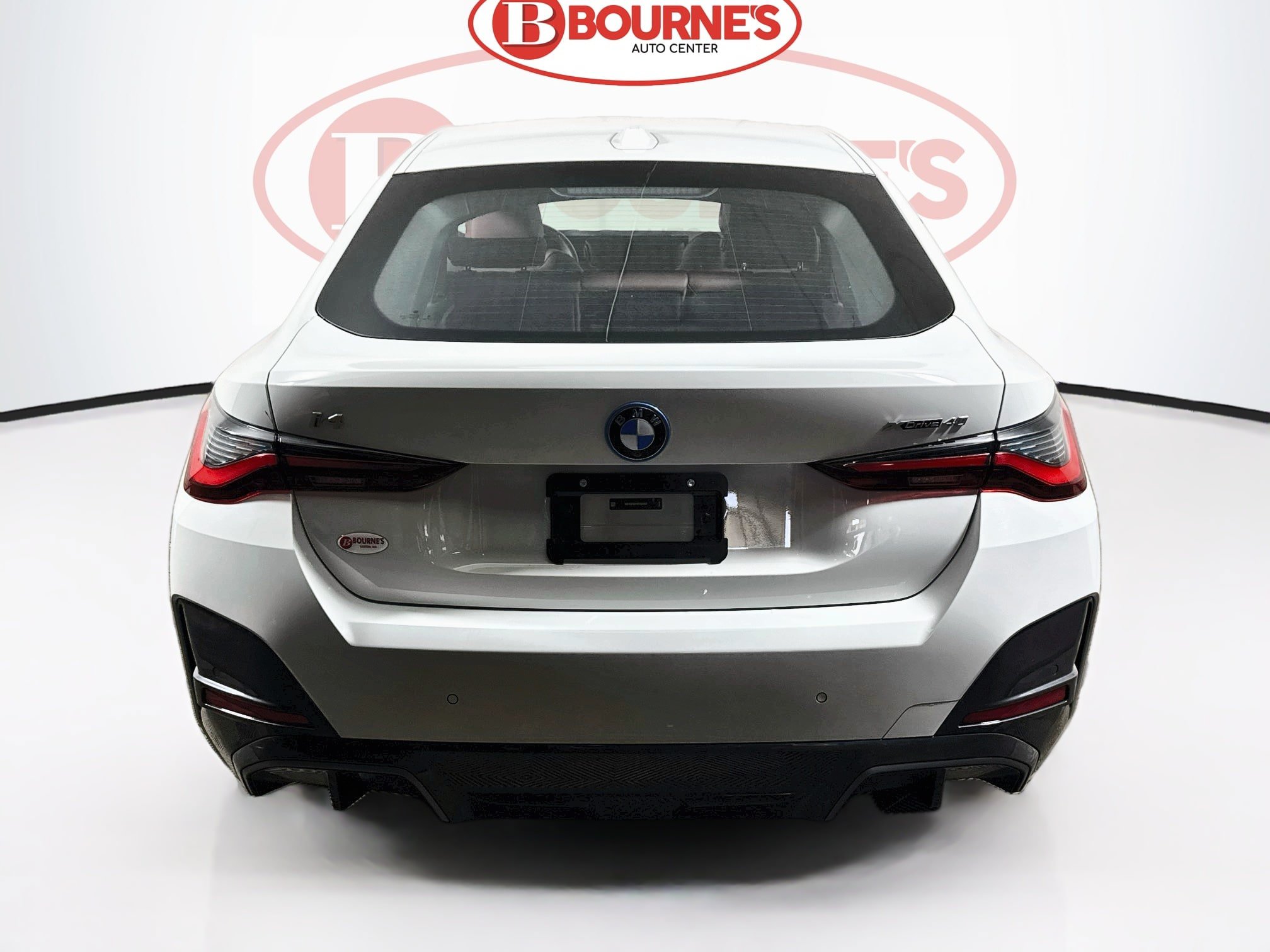 Used 2024 BMW i4 xDrive40i w/ M Sport Package AWD/4WD image 10