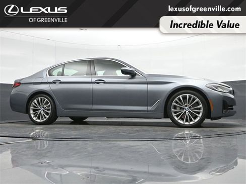 Used 2021 BMW 530i image 11