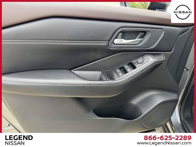 Certified 2023 Nissan Rogue SV w/ SV Premium B Package AWD/4WD image 17