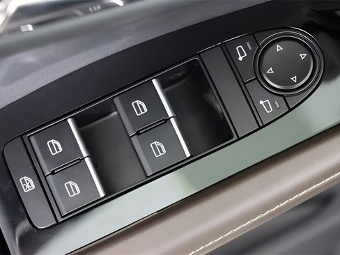 New 2025 MAZDA CX-30 2.5 Turbo w/ Premium Package image 11