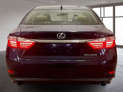 Used 2015 Lexus ES 350 w/ Luxury Package FWD image 5