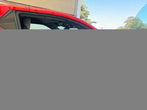 Used 2023 Chevrolet Corvette Stingray Premium Conv w/ Z51 Performance Package RWD image 6