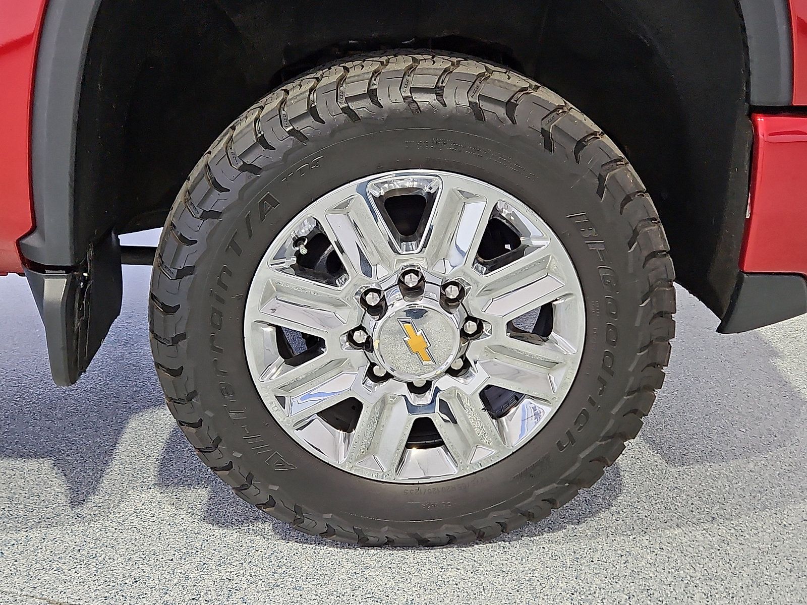 Used 2024 Chevrolet Silverado 3500 High Country w/ High Country Premium Package AWD/4WD image 5