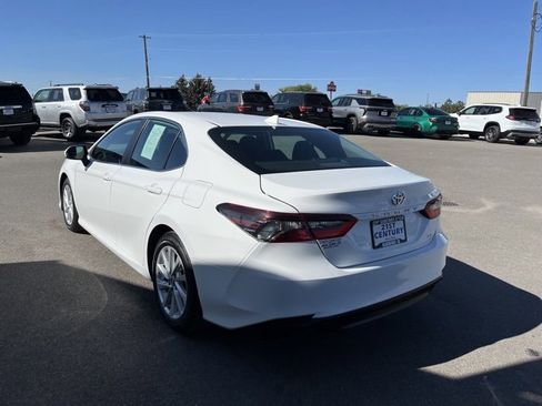 Used 2024 Toyota Camry LE image 8