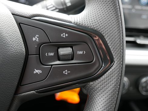 New 2026 Chevrolet Trax LS w/ LS Convenience Package image 24