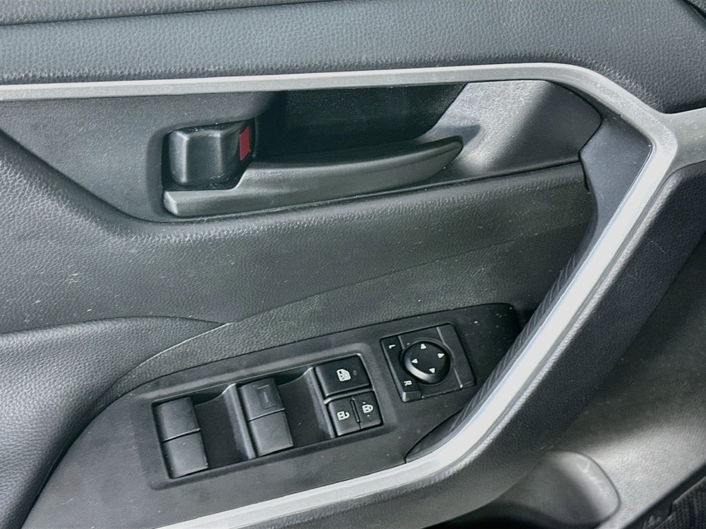 Used 2025 Toyota RAV4 LE FWD image 24