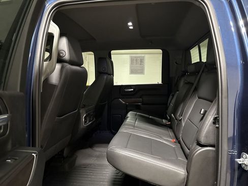 Used 2021 GMC Sierra 2500 SLT w/ SLT Convenience Package image 22