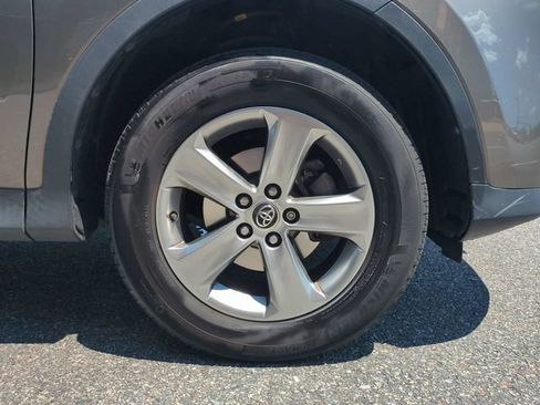 Used 2015 Toyota RAV4 XLE AWD/4WD image 11