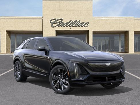 New 2026 Cadillac Lyriq Signature Sport AWD/4WD image 7