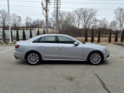 Used 2023 Audi A4 2.0T Premium w/ Convenience Package image 3