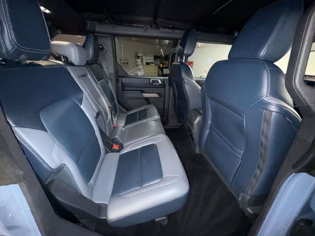 Used 2023 Ford Bronco Outer Banks AWD/4WD image 16