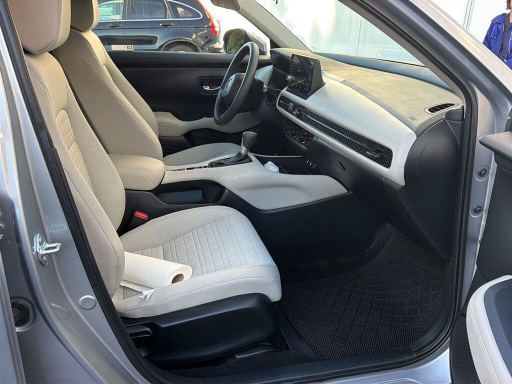 Used 2026 Honda HR-V LX image 16