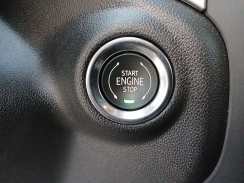 New 2025 Chevrolet Silverado 1500 Custom image 17