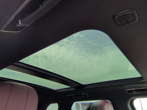 New 2026 Land Rover Range Rover Sport Dynamic SE AWD/4WD image 19