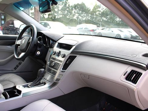 Used 2009 Cadillac CTS 3.6 image 16