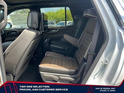 New 2026 GMC Yukon Denali Ultimate AWD/4WD image 11
