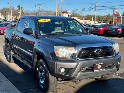 Used 2013 Toyota Tacoma 4x4 Double Cab w/ SR5 Pkg image 4