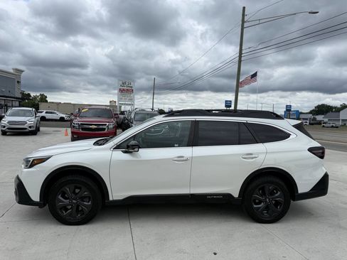 Used 2020 Subaru Outback Onyx Edition XT image 4