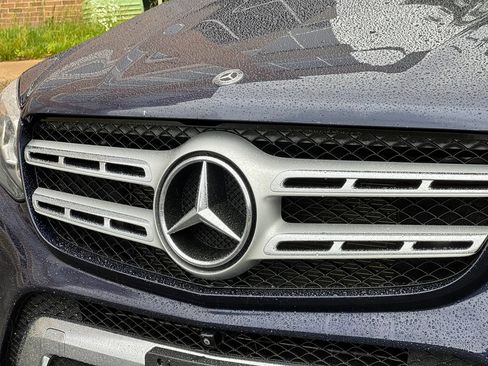 Used 2018 Mercedes-Benz GLS 450 4MATIC image 9