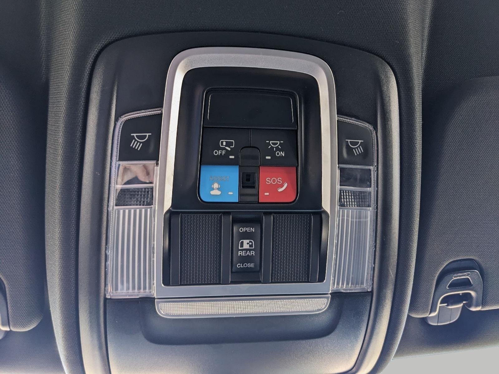 Used 2025 RAM 1500 Laramie AWD/4WD image 75