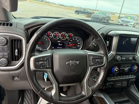 Used 2020 Chevrolet Silverado 1500 LT Trail Boss image 12