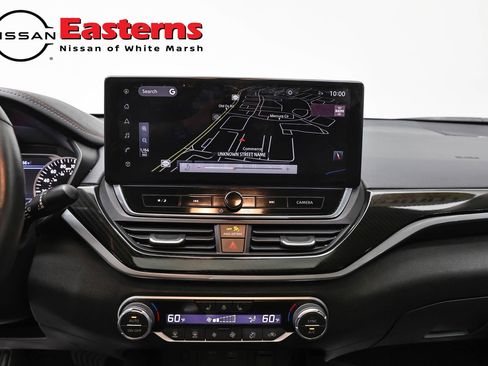 Used 2023 Nissan Altima 2.0 SR FWD image 13