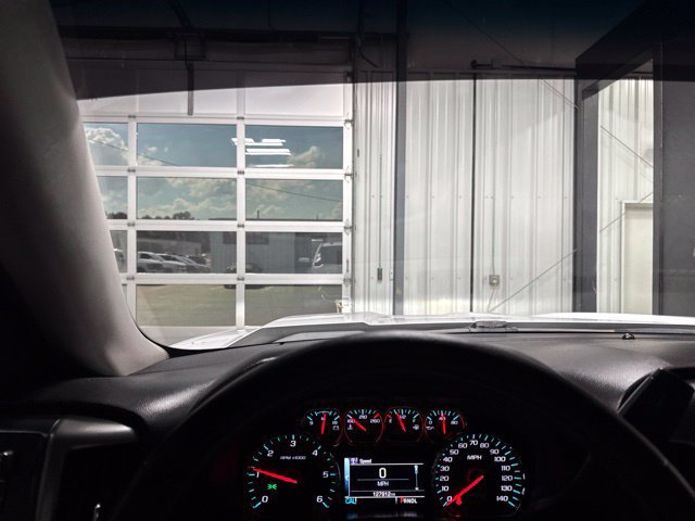 Used 2018 Chevrolet Silverado 1500 LT w/ All Star Edition AWD/4WD image 9