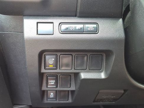 Used 2022 Nissan Frontier S w/ Technology Package RWD image 15