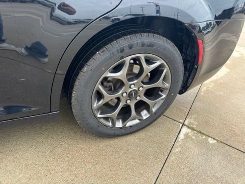 Used 2015 Chrysler 300 S AWD/4WD image 20