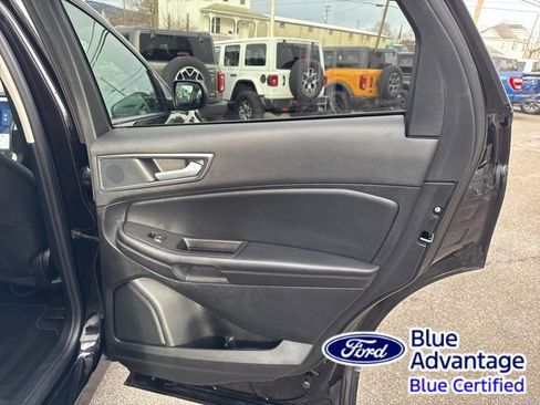 Certified 2024 Ford Edge SE image 32
