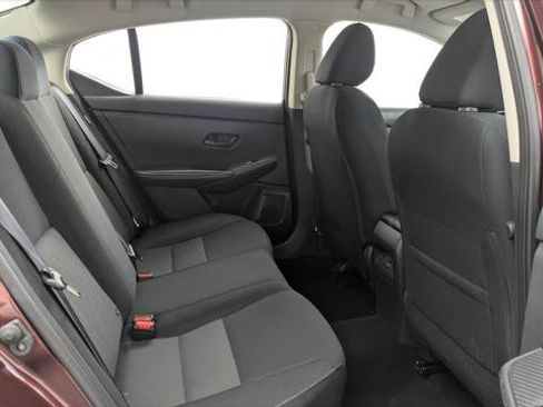 Used 2024 Nissan Sentra SV FWD image 18