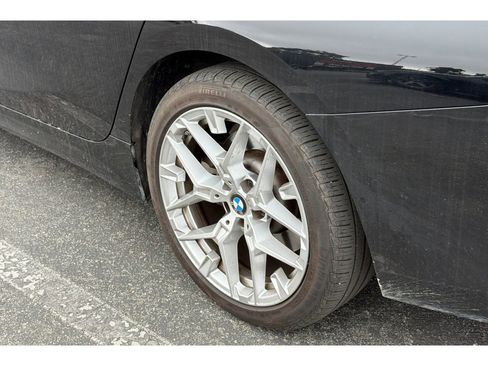 Used 2025 BMW 330i Sedan RWD image 4