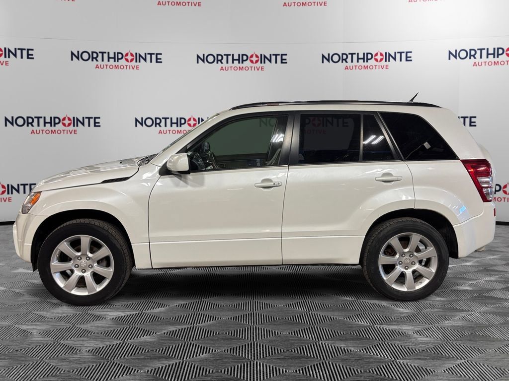 Used 2012 Suzuki Grand Vitara Limited AWD/4WD image 3