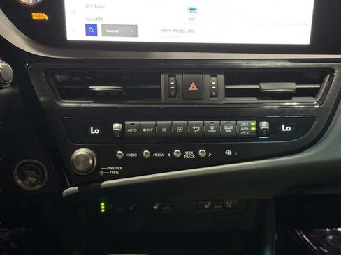 Used 2024 Lexus ES 350 w/ Premium Package FWD image 21
