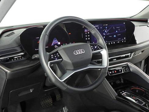 Used 2025 Audi Q5 Premium Plus w/ Premium Plus AWD/4WD image 31
