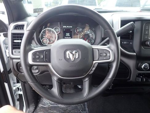 New 2024 RAM 3500 Big Horn image 19