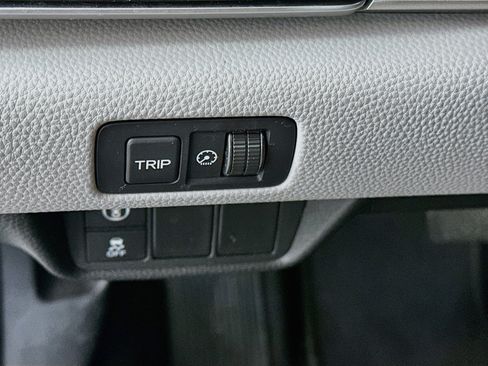 Used 2018 Honda Accord EX-L image 16