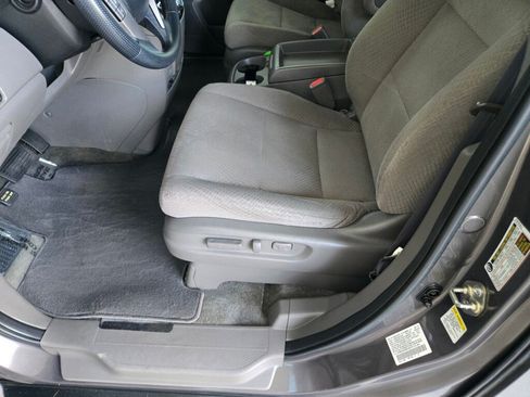 Used 2016 Honda Odyssey EX image 21